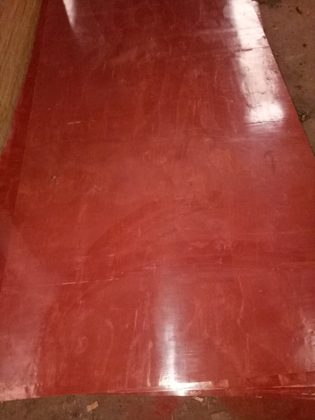 廠家直銷建筑模板，彩色瀝青專用鐵紅，色粉